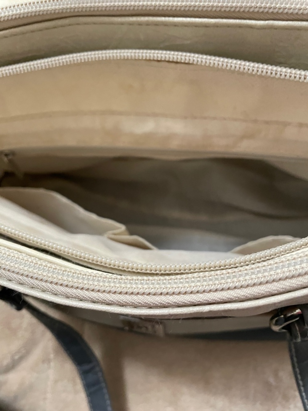 Stone & Co. Cream and Gray Structured Shoulder Tote - Picture 8 of 9